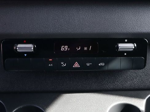 Used 2021 Mercedes-Benz Sprinter 2500 w/ Driver Convenience Package image 32
