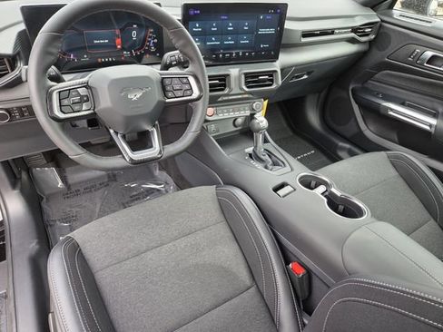 New 2025 Ford Mustang Coupe image 7