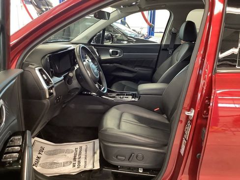 Certified 2022 Kia Sorento SX AWD/4WD image 19