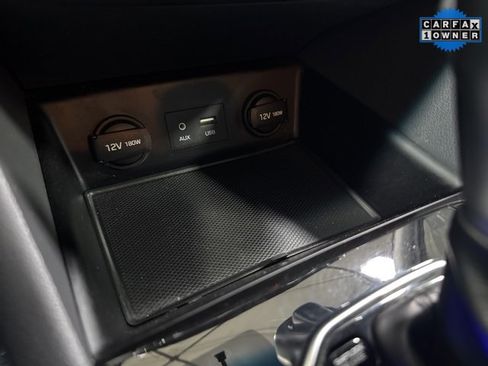 Used 2018 Hyundai Ioniq Blue image 17