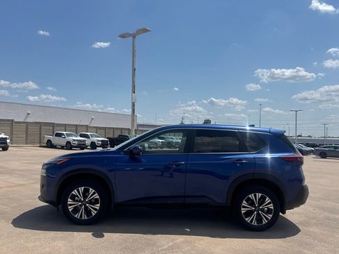 Used 2023 Nissan Rogue SV AWD/4WD image 13