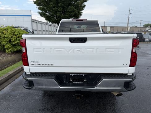 Used 2025 Chevrolet Silverado 2500 LT w/ Convenience Package AWD/4WD image 6