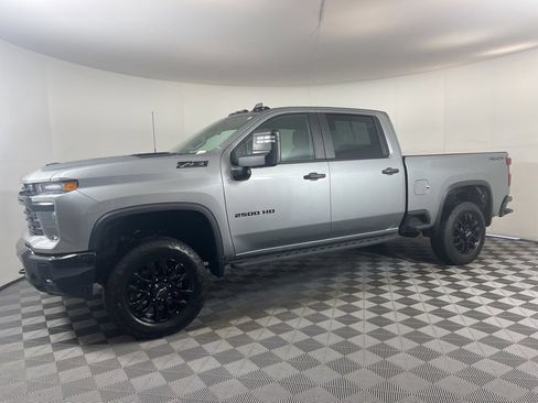 Certified 2026 Chevrolet Silverado 2500 Custom w/ Custom Value Package AWD/4WD image 5