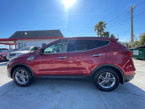 Used 2017 Hyundai Santa Fe Sport FWD image 17