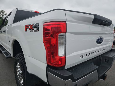 Used 2019 Ford F250 XLT w/ XLT Value Package AWD/4WD image 31