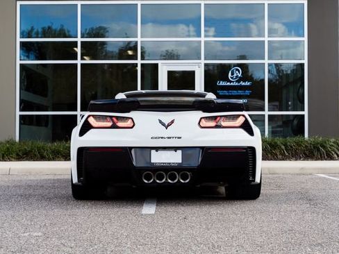 Used 2018 Chevrolet Corvette Z06 image 4