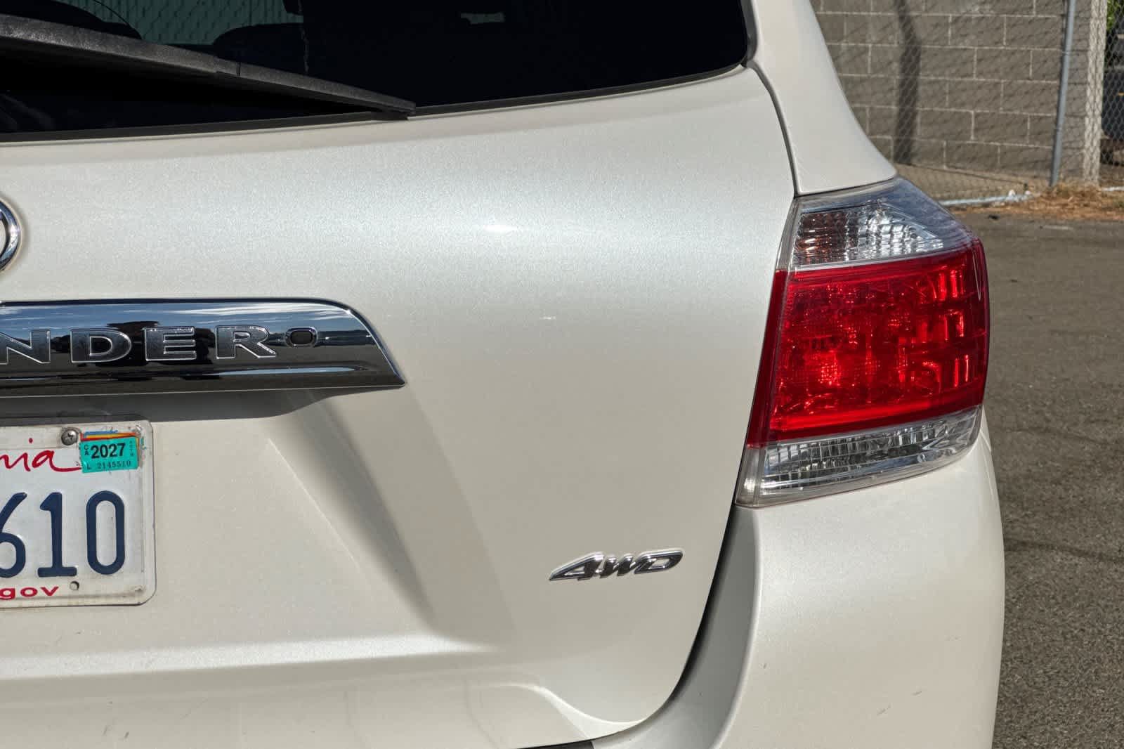 Used 2013 Toyota Highlander SE AWD/4WD image 21