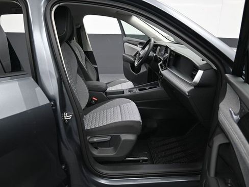 New 2026 Volkswagen Tiguan S AWD/4WD image 14