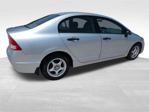 Used 2009 Honda Civic DX-VP image 6