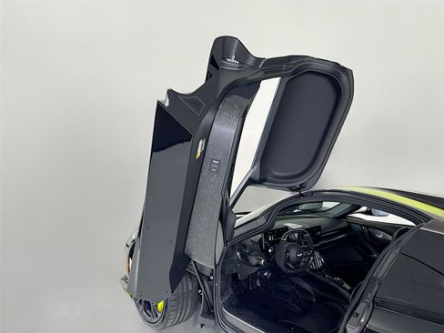 Used 2026 Aston Martin Valhalla AWD/4WD image 17