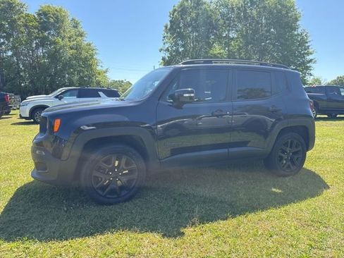 Used 2016 Jeep Renegade Latitude AWD/4WD image 13