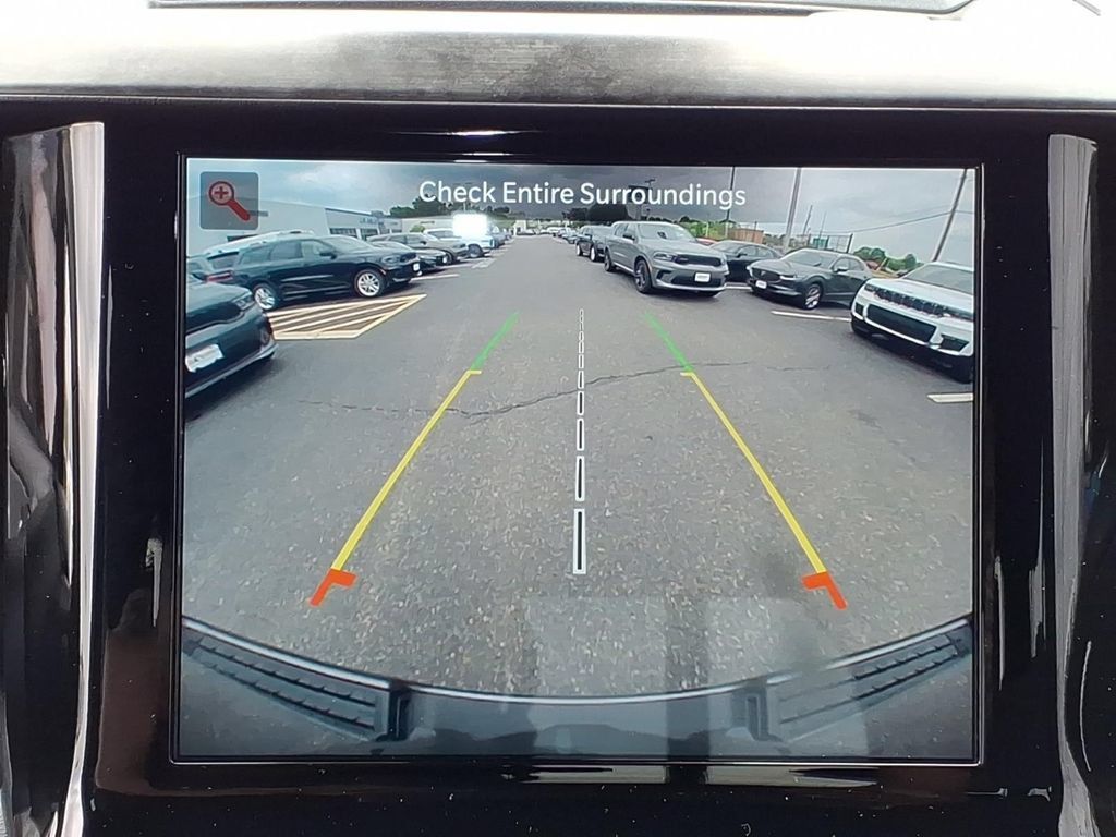 Used 2022 RAM 1500 Big Horn AWD/4WD image 10