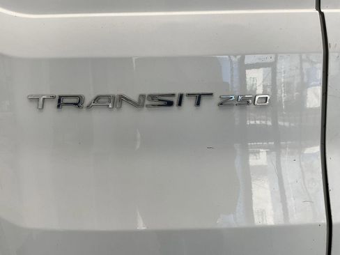 Used 2018 Ford Transit 250 148 Medium Roof w/ Interior Upgrade Package image 25