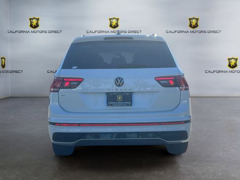 Used 2022 Volkswagen Tiguan SE R-Line image 4