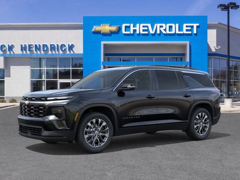 New 2026 Chevrolet Traverse LT image 3