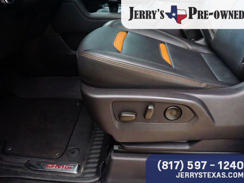 Used 2024 GMC Sierra 1500 AT4 w/ Technology Package AWD/4WD image 18