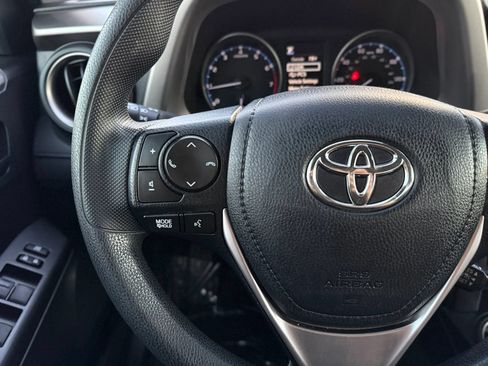 Used 2018 Toyota RAV4 LE w/ All Weather Liner Package AWD/4WD image 25