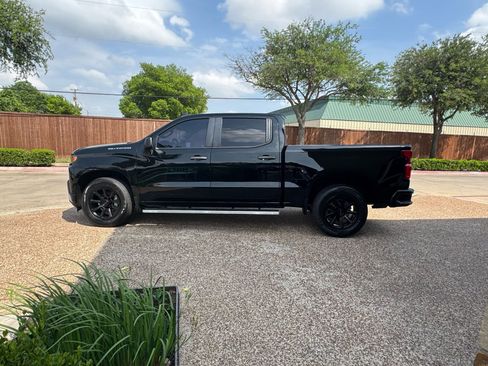 Used 2021 Chevrolet Silverado 1500 Custom image 12