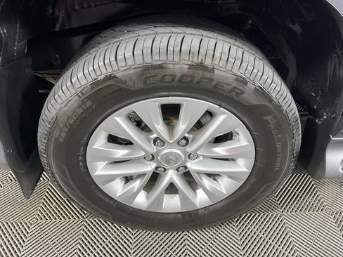 Used 2018 Lexus GX 460 Premium w/ Premium Package AWD/4WD image 12