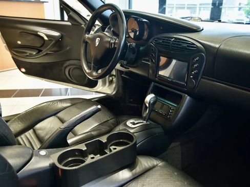 Used 2001 Porsche Boxster RWD image 26