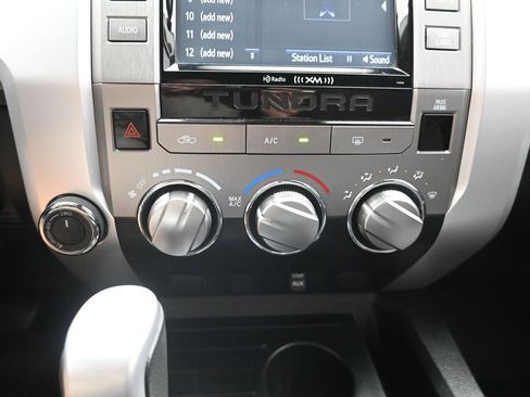 Used 2018 Toyota Tundra SR5 w/ TRD Off Road Package AWD/4WD image 17
