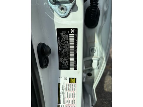 Used 2024 Toyota Corolla LE image 7