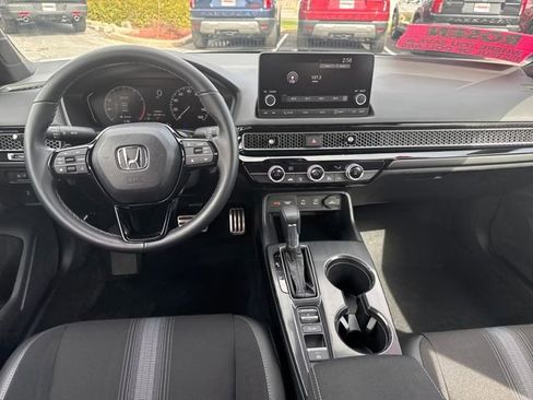 Used 2025 Honda Civic Sport image 22