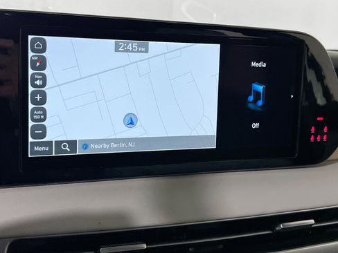 Used 2024 Hyundai Palisade Limited AWD/4WD image 13