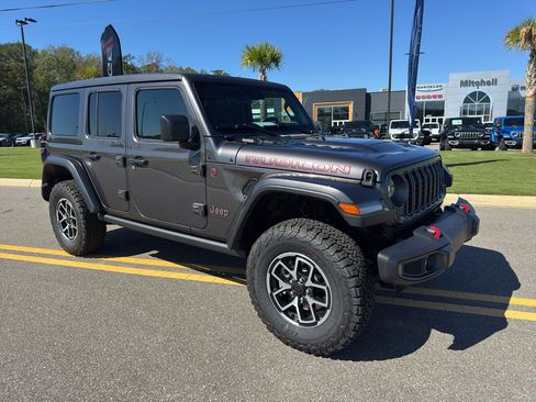 New 2025 Jeep Wrangler Unlimited Rubicon w/ Convenience Group image 2