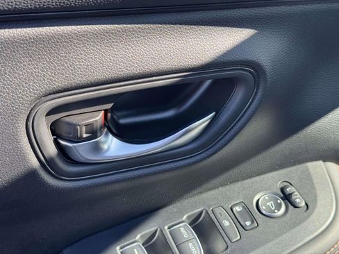 Used 2023 Honda HR-V Sport image 19