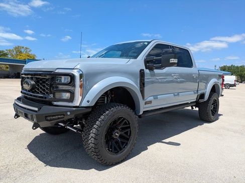 New 2026 Ford F250 Lariat w/ Black Appearance Package AWD/4WD image 2