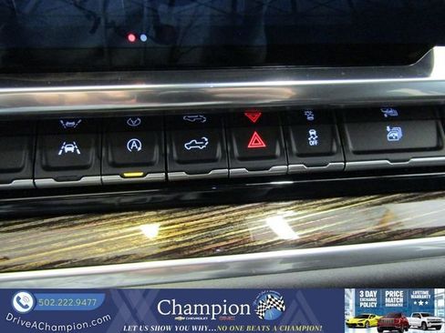 Certified 2025 GMC Sierra 1500 Elevation image 35