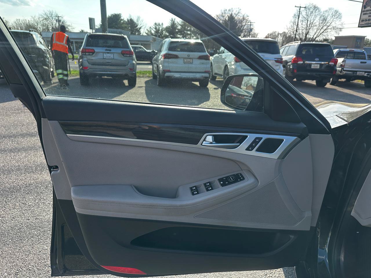 Used 2019 Genesis G80 3.8 AWD/4WD image 16