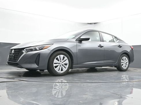 Used 2025 Nissan Sentra S FWD image 48