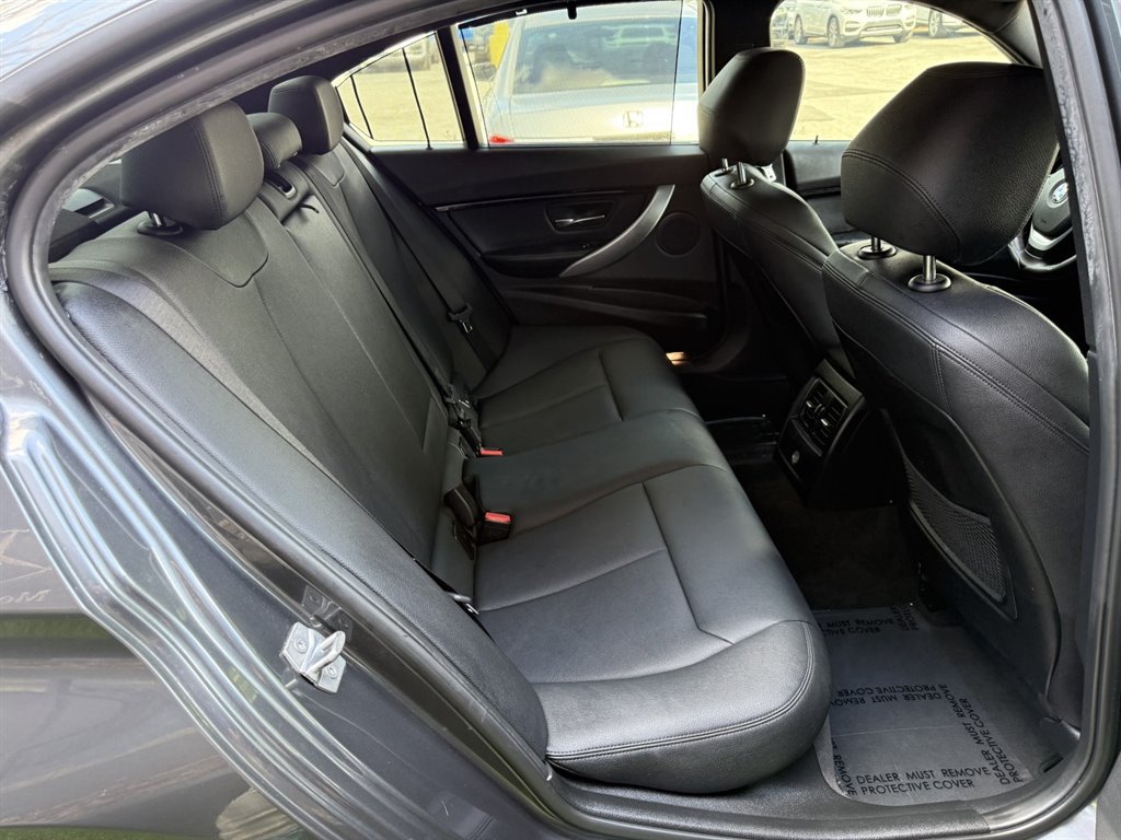 Used 2016 BMW 328i Sedan w/ Driver Assistance Package RWD image 15