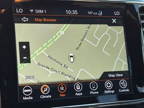 Used 2020 Jeep Grand Cherokee High Altitude AWD/4WD image 12