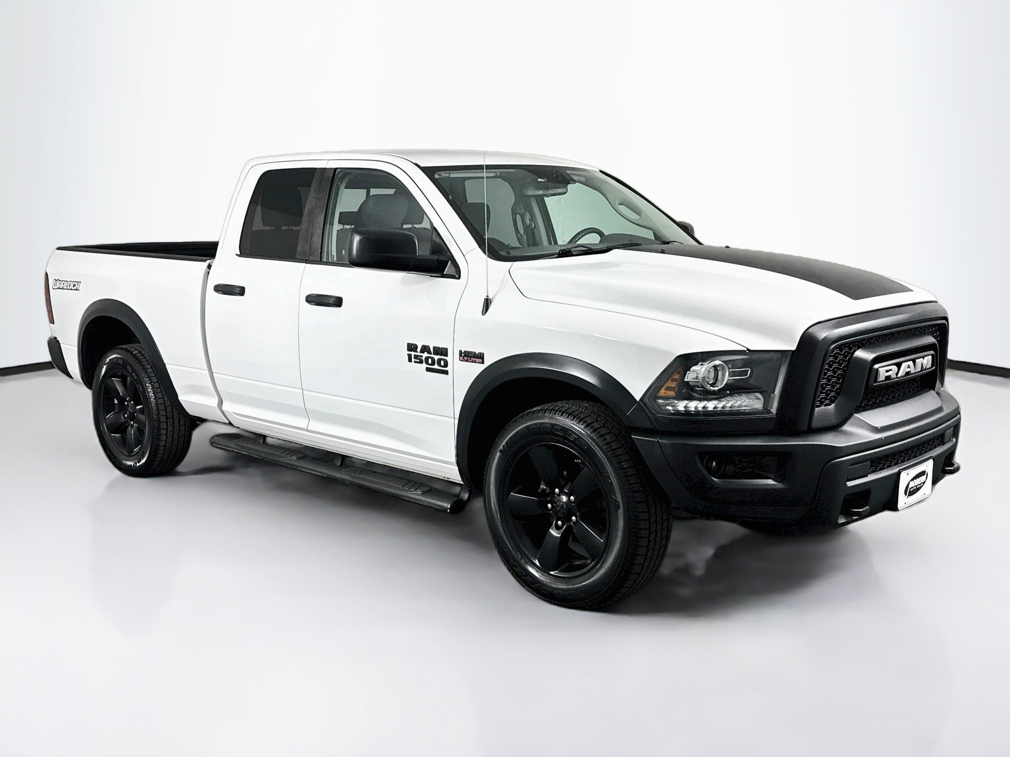 Used 2020 RAM 1500 Classic SLT AWD/4WD image 2