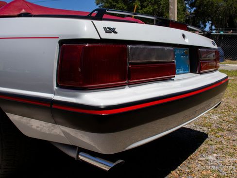 Used 1989 Ford Mustang LX RWD image 56