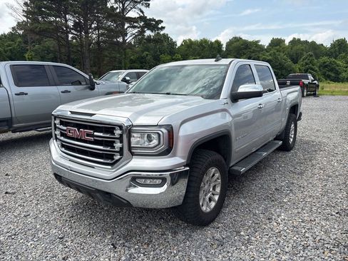 Used 2018 GMC Sierra 1500 SLT w/ SLT Premium Package AWD/4WD image 5