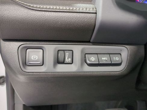 Used 2023 GMC Acadia Denali w/ Denali Ultimate Package image 36