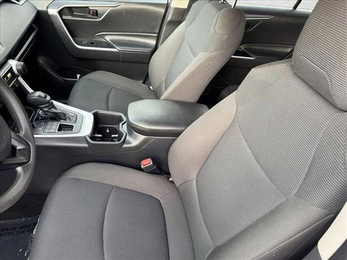 Used 2024 Toyota RAV4 LE AWD/4WD image 10