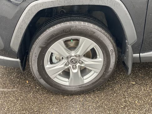 Used 2024 Toyota RAV4 XLE w/ Convenience Package image 15