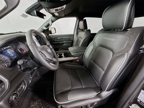 New 2026 RAM 1500 Laramie AWD/4WD image 16