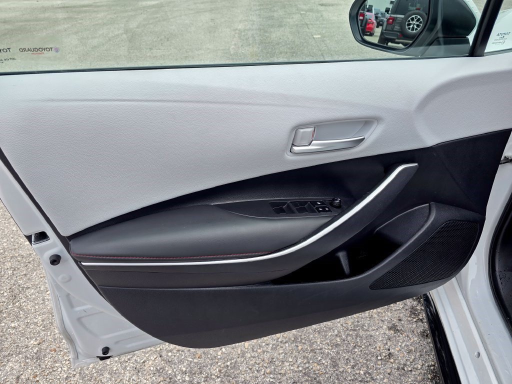 Used 2024 Toyota Corolla SE FWD image 13