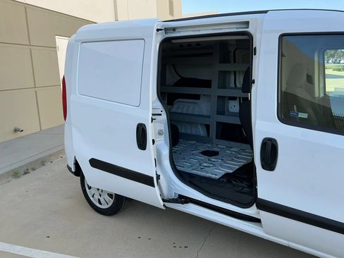 Used 2021 RAM ProMaster City Tradesman SLT FWD image 16