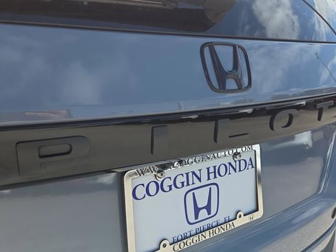 Used 2024 Honda Pilot TrailSport image 37