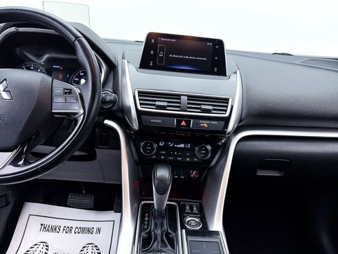 Used 2018 Mitsubishi Eclipse Cross SEL image 4