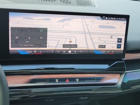 Certified 2026 BMW i5 M60 w/ Premium Package RWD image 28