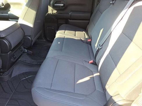 Used 2021 Chevrolet Silverado 1500 Custom image 10