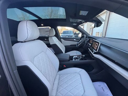 New 2026 Volkswagen Atlas Cross Sport SEL Premium R-Line image 13